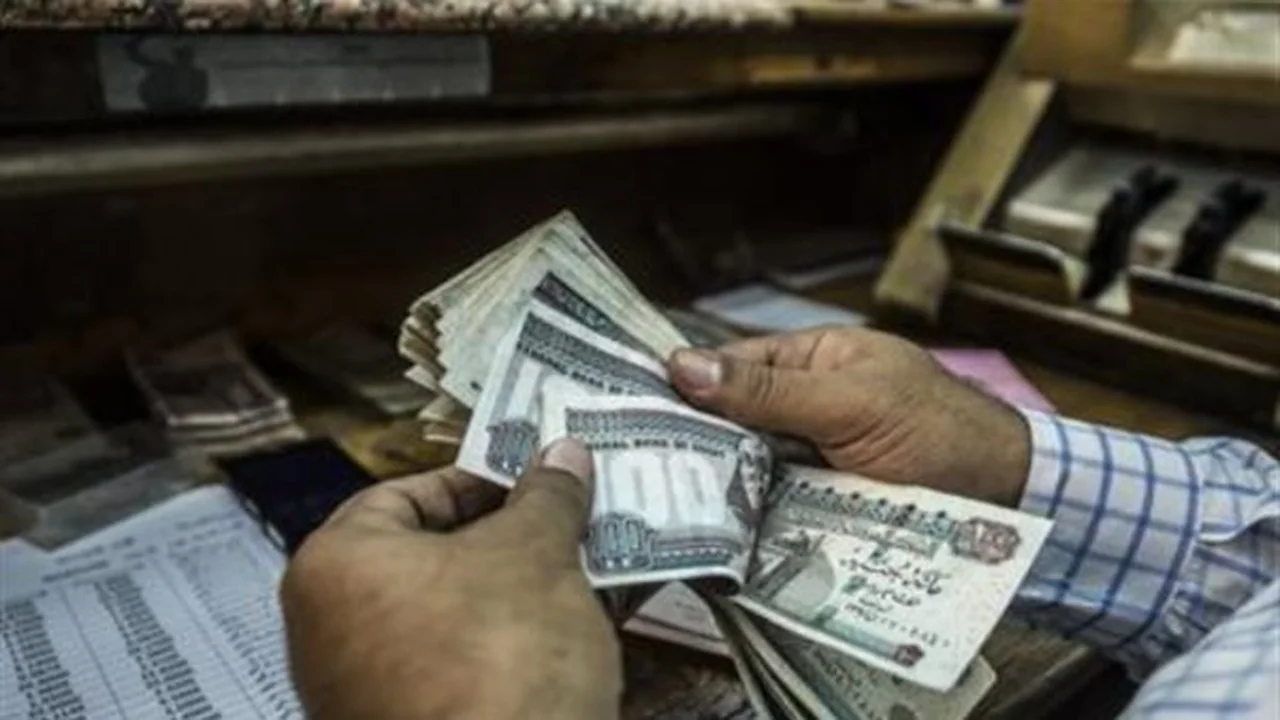 بجدول زمني.. مواعيد صرف مرتبات المعلمين والموظفين لشهري فبراير ومارس 2026